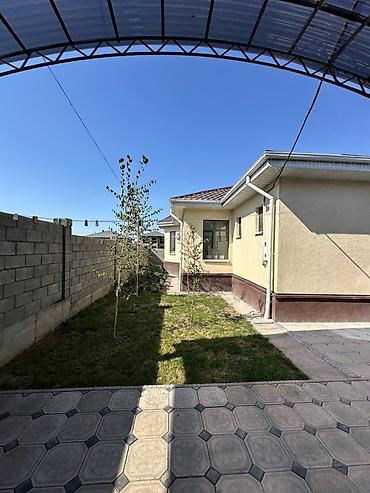 Продажа коттеджей и домов: 5 комнат, 200 м², 4 соток, Бишкек, Ак-Ордо 2 ж/м Собственник — 22