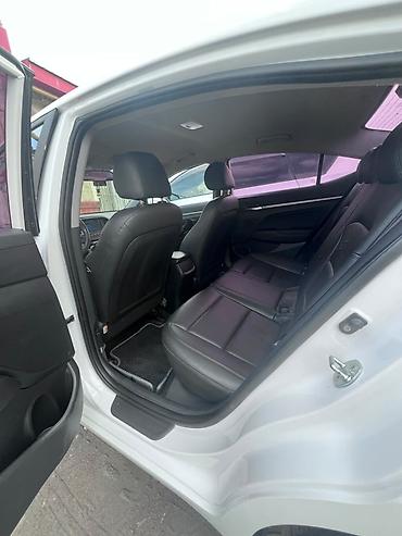 Hyundai: Hyundai Avante: 2018 г., 1.6 л, Автомат, Газ, Седан — 6