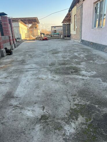 Продажа домов: Барачный, 130 м², 5 комнат, Собственник, Старый ремонт at lalafo.kg — 3 Продажа домов: Барачный, 130 м², 5 комнат, Собственник, Старый ремонт — 3