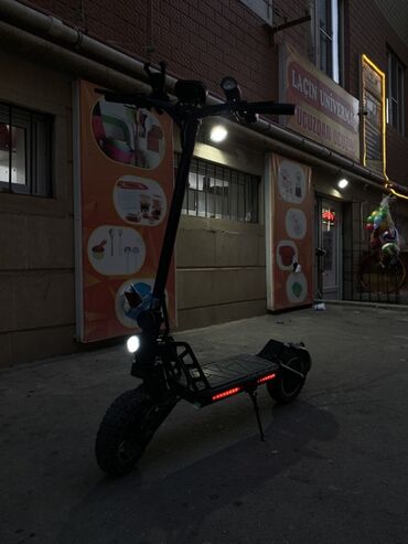 сколько стоит электровелосипед: Elektrik skuter – güclü off-road təkərlər və geniş ayaq platforması