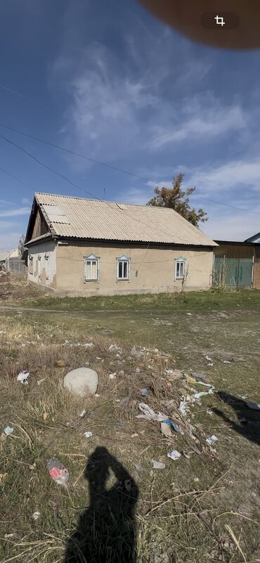 купить дом в токмаке: Үй, 489 кв. м, 4 бөлмө, Менчик ээси, Эски ремонт