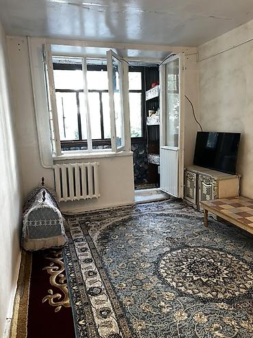 с подселениеи: 1 комната, 15 м², Ошский мкр., Общежитие, 2 этаж — 1