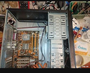 Masaüstü kompüter korpusu və daxilində ASUS ana plata komplekti -