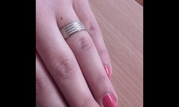 prsten sa cirkonmm: Nakit - prsten. Prsten od nerđajućeg čelika. Veličina 6,5/14/54/17