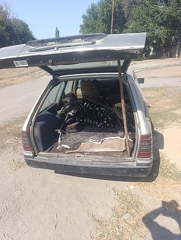 детали люка мерс124: Mercedes-Benz W124: 1988 г., Универсал — 4