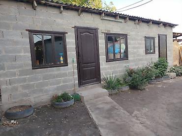 Продажа домов: 6 комнат и более, 140 м², 9 соток, Электричество — 7
