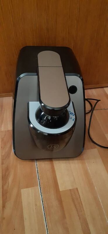 Ostali kuhinjski aparati: Tooa spa gelato machine nero nox 250€ komad, novo — 3