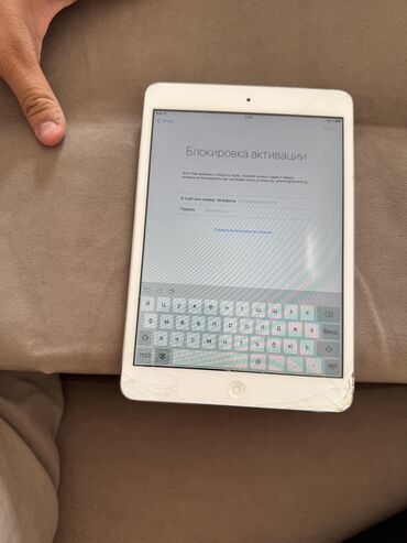 ipad 9th generation price kyrgyzstan: Планшет, Apple, память 16 ГБ, 8" - 9", 4G (LTE), Б/у, Классический цвет - Серебристый