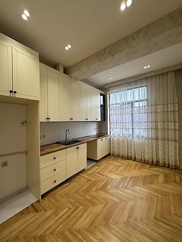 mərkəz: 3 otaqlı, Yeni tikili, 78 kv. m — 8