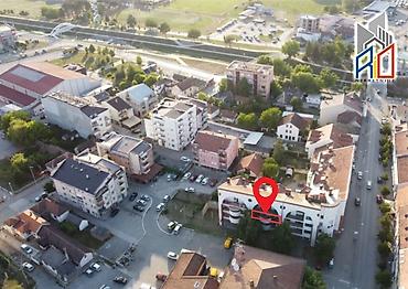 Prodaja stanova: Na prodaju: Trosoban stan u strogom centru Uba! Površina 93m2 — 10
