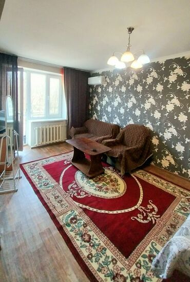 Продажа квартир: 1 комната, 32 м², Индивидуалка, 3 этаж, Косметический ремонт