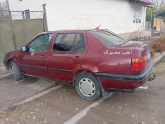авто с последующим выкупом бишкек фит: Volkswagen Vento: 1994 г., 1.6 л, Механика, Бензин, Седан
