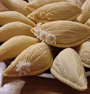 Un: Milli şirniyyatlar – əl işləri - Şəkərbura: Xəmir üzərində incə — 28