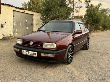 вента машына: Volkswagen Vento: 1994 г., 1.8 л, Механика, Бензин, Седан