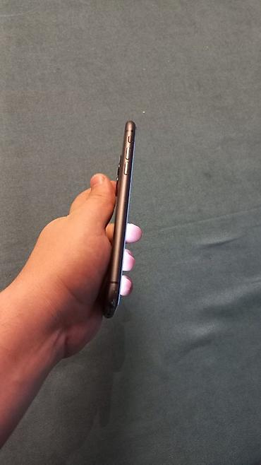 apple mak book: IPhone 11, 64 GB, Qara, Face ID — 4