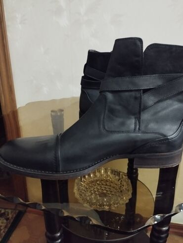 обувь из италии: Фирменные (Италия )43 размер.новые.кожа.деми