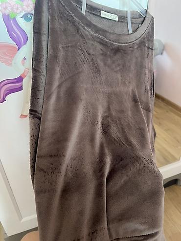 Svitşotlar: Brend: OYSHO Model: Oversize kəsimli, yumşaq məxməri sweatshirt - — 3