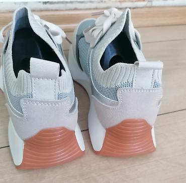 Women's Sneakers and athletic shoes: Ženske patike – siva/bež kombinacija sa platformom - Dizajn: moderan — 10