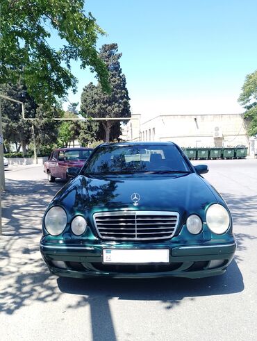 Mercedes-Benz: Mercedes-Benz 320: 3.2 l | 2001 il Sedan