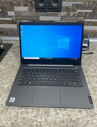 islemis soyducu: Intel Core i7, 14 "