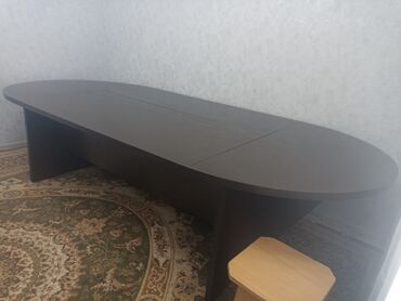 шкаф раскладной: Стол для зала, Б/у, Не раскладной, Овальная, Другой материал at lalafo.kg шкаф раскладной: Стол для зала, Б/у, Не раскладной, Овальная, Другой материал