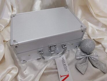 Šminka: Fantastican idealan za poklon,originalan ❤Miss Rose kofer sa — 9