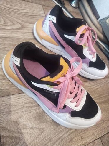 Кроссовки и спортивная обувь: Кроссовки, 39, Puma, Б/у, Самовывоз