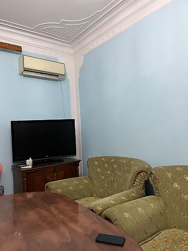 Квартиры: Qarayevdə metroya 2 dq məsafədə otağa 1 nəfər xanım axtarılır xanım — 5