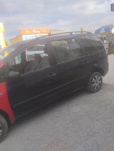 Volkswagen: Volkswagen Volksbus: 2001 г., 2 л, Бензин, Минивэн — 8