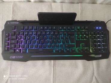 Klaviaturalar: Rampage oyun klaviatura 4 knopka proqramla ve 9 eded isiq funksiyali — 6