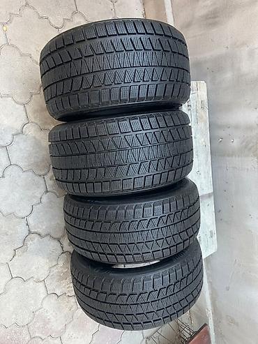 Шины 275 / 40 / R 20, Зима, Б/у, Комплект, Внедорожные (АТ/МТ), Япония, Bridgestone