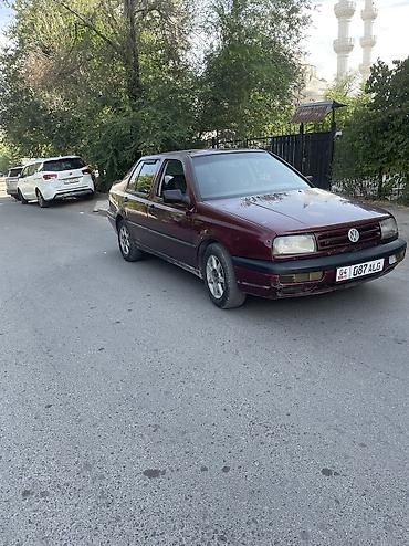 vento: Volkswagen Vento: 1994 г., 1.8 л, Механика, Бензин, Седан — 9