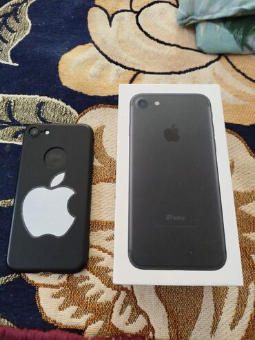Apple iPhone: IPhone 7, Б/у, 128 ГБ, Черный, Чехол, Коробка, 90 %