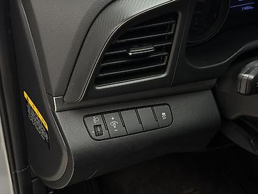 Hyundai: Hyundai Avante: 2019 г., 1.6 л, Автомат, Газ, Седан — 7