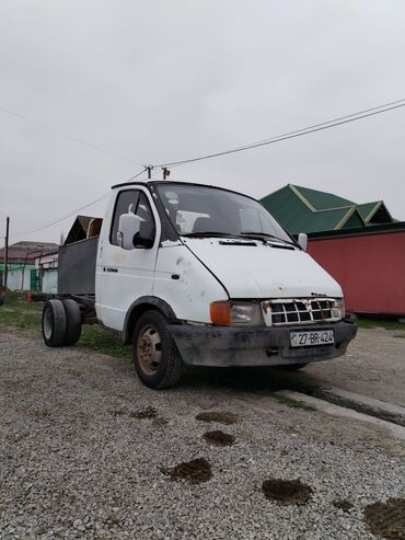 Yük maşınları: QAZ 2000 il, motor 2.4 l — 2