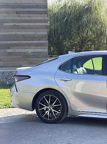 corolla s: Toyota Camry: 2021 г., 2.5 л, Автомат, Бензин, Седан — 7