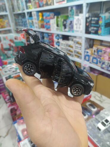 diski na avto titanovye: Точная копия Toyota RAV4 идеальный подарок для мальчиков или же для