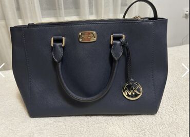 Handbags: Michael Cors, original, kupljena u Parndorfu, teget boja, nema