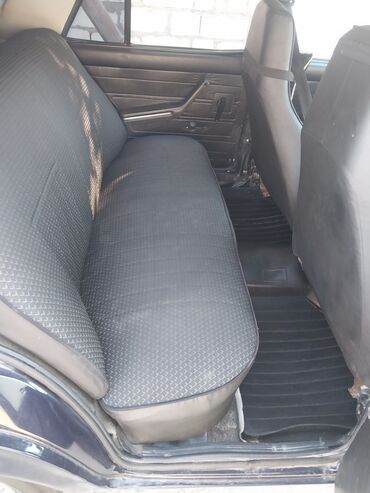 VAZ (LADA): Model: Lada (VAZ) 2107 Kuzov: sedan, tünd mavi rəng Dövlət nömrə — 10