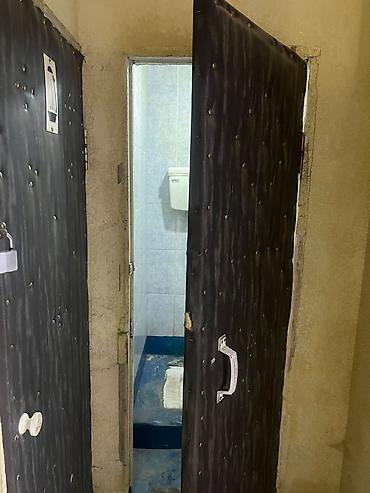 Другое оборудование для бизнеса: Сдаю цех в аренду внутри машинка оверлок и закройный стол поподробнее — 8