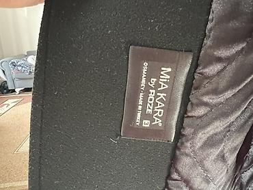 Пальто: Продается пальто отличного качества, не скатывается. Носили недолго — 7