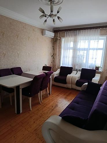Mənzillər: 9/5 orta blok 3 otaq əşyalı 155.000 orta təmir Maşaallah marketin — 8