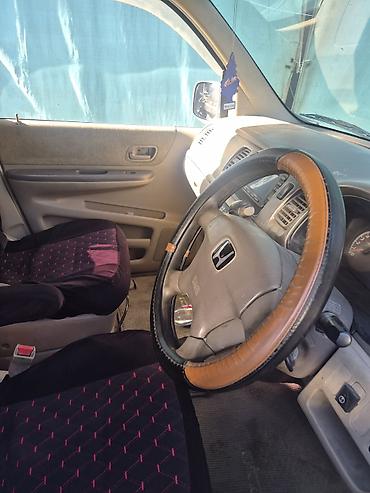 защитник: Honda Stepwgn: 2001 г., 2 л, Автомат, Бензин, Минивэн — 3