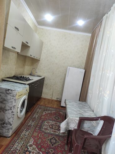 Браслеты: 1 otaqlı mənzil – mebel və texnika ilə - Mətbəx: yuxarı və aşağı