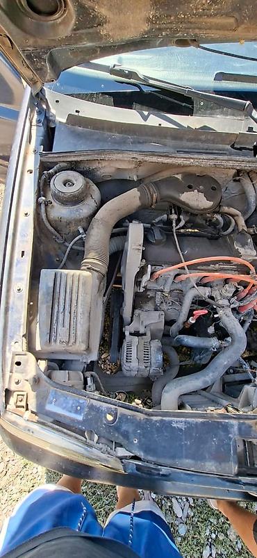 гольф автомобиль: Volkswagen Golf: 1992 г., 1.8 л, Седан — 9