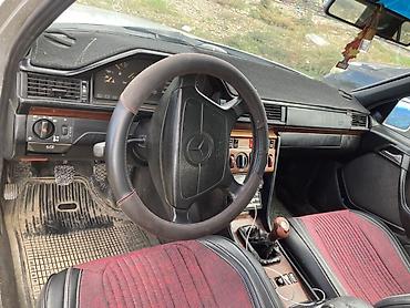 ауди а6 с4 1: Mercedes-Benz W124: 1995 г., 2.8 л, Кол менен иштөөчү, Бензин, Седан — 1