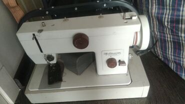 швеи в бишкеке: Швейная машина Chayka, Полуавтомат