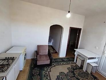 Uzunmüddətli kirayə evlər: Kirayə verilir – Yeni Suraxanıda.2 otaqli,əşyali Mebel və məişət — 1