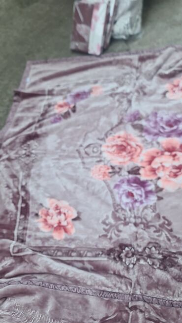 Ćebad i pokrivači: Veličina - Bračna — 12