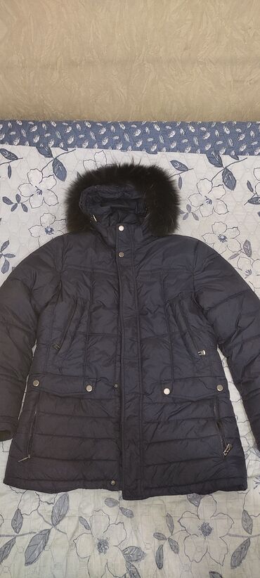 пуховики больших размеров: Продам куртку, теплая в хорошем состоянии и качестве, размер 48-50
